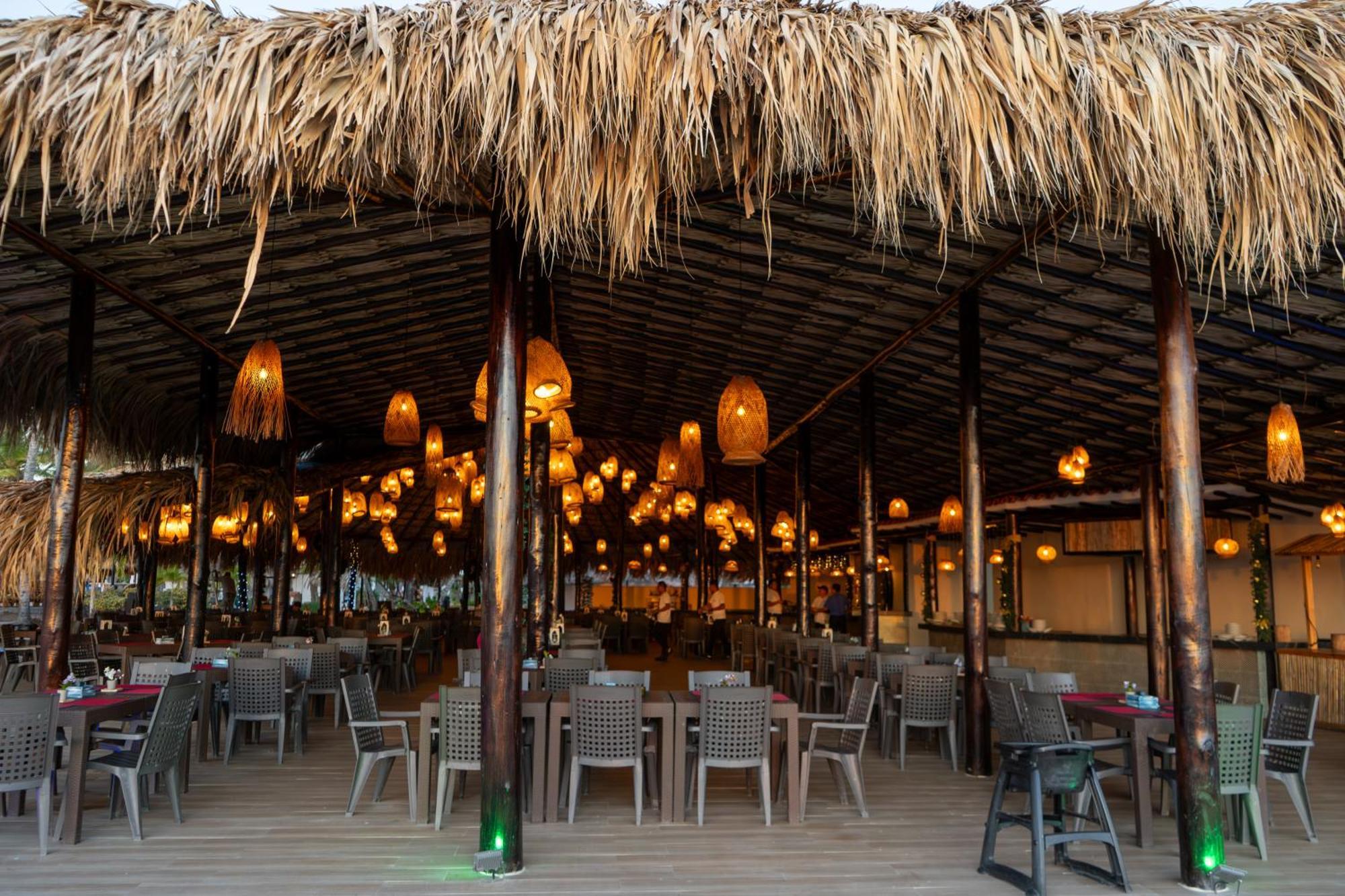 Sunsol Punta Blanca Hotel San Pedro Bagian luar foto