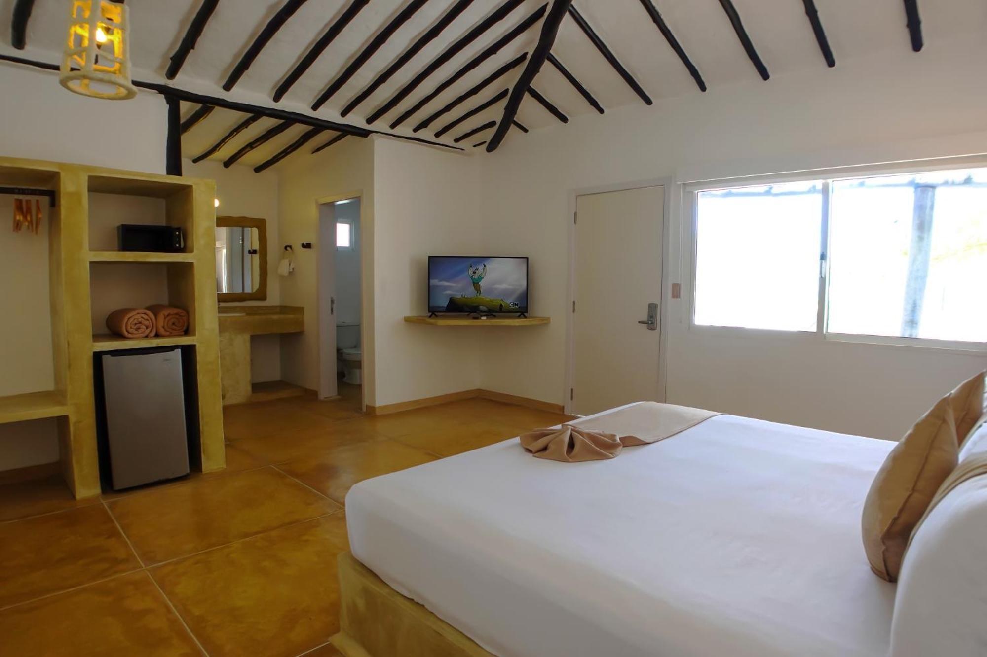 Sunsol Punta Blanca Hotel San Pedro Bagian luar foto