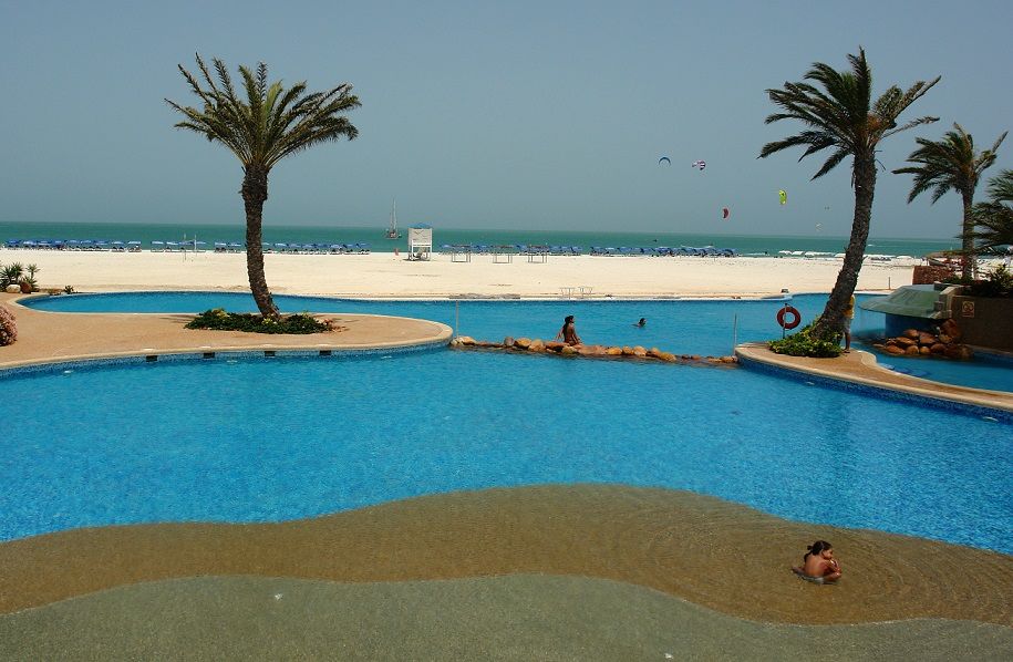 Sunsol Punta Blanca Hotel San Pedro Bagian luar foto